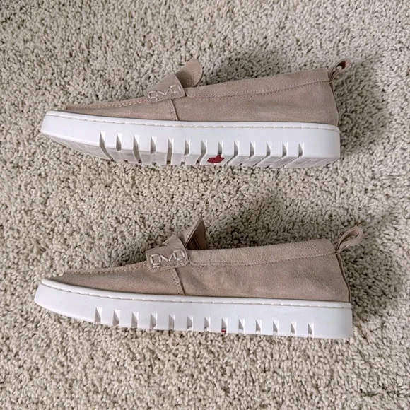VIONIC Uptown Suede Loafers beige Sz 7 packable - Picture 4 of 10